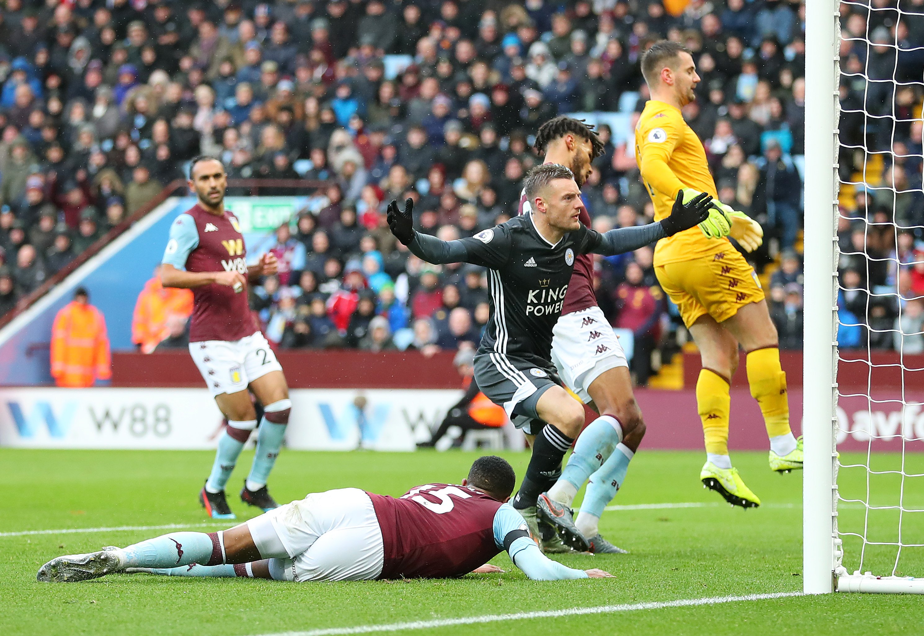 卡斯将重返 卡斯将重返